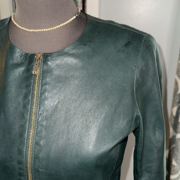 Lafayette 148 Hunter Green Cropped Leather Jacket - Picture 3 of 13